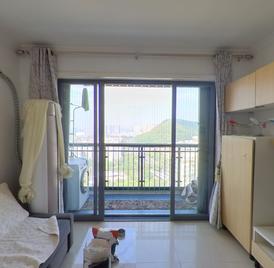 布吉中心花园 2室2厅73.31m²满五年