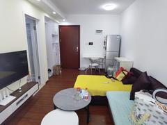 翡翠公寓 3室1厅45m²整租