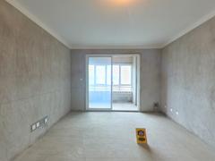 丽丰铂羽公馆 3室2厅114m²毛坯