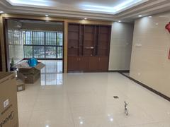 万象天成 4室2厅76.8m²整租