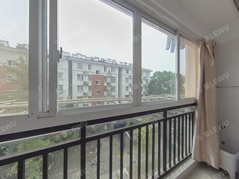 巢湖信泰国际花园阳台照片_信泰国际花园 2室2厅89.08m²满五唯一