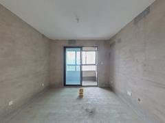 信达万振东方樾府 3室2厅106.9m²毛坯