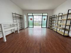 东方沁园 4室2厅143.25m²普通装修