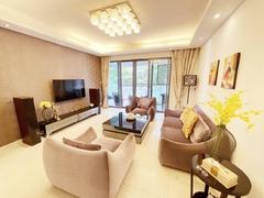 万科东方尊峪 4室2厅139.36m²精装修