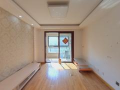 橡树湾一期 3室2厅95.98m²满五年