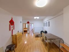 天庆大厦 2室1厅71.83m²精装修