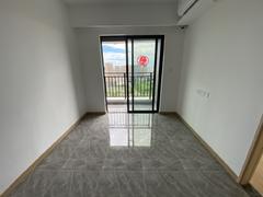 鹏展汇 11号线沙井站附近, 精装修二室二厅, 拎包入住
