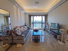 中海环宇城二期 2室2厅81m²整租