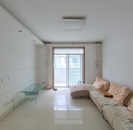 东兴街7号 3室2厅118m²普通装修