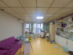 松芝万象城 2室0厅56.77m²精装修