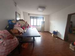 长安萨尔斯堡 3室4厅151.6m²精装修