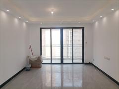 海伦堡湖心里 4室2厅125m²整租