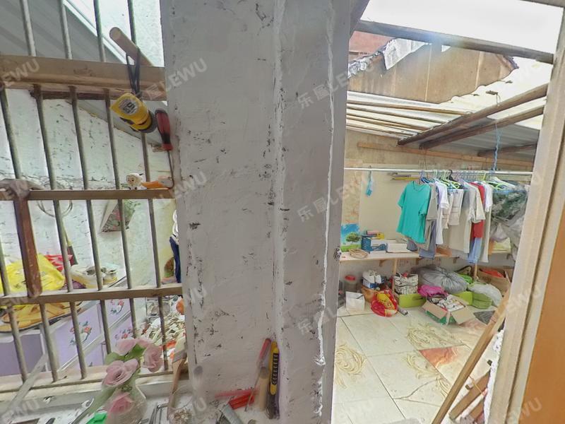 巢湖市第二人民医院职工小区(巢湖)阳台照片_市第二人民医院职工小区(巢湖) 2室2厅52.5m²普通装修