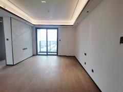 深业鹤塘岭花园 2室2厅82m²整租