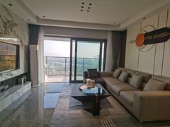 深业鹤塘岭花园 4室2厅150m²整租