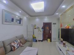 和昌都汇华府 2室1厅59.96m²满五年