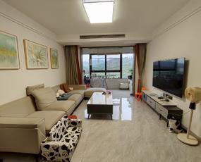 碧桂园翡翠观澜小区 3室2厅112.15m²精装修