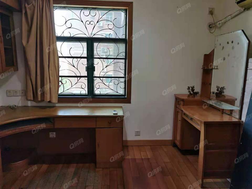 梅林一村九区 3室2厅98m²整租