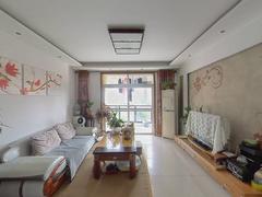 静安新城北区 3室2厅140m²普通装修