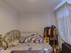 龚大塘小区 1室0厅24.39m²满五年