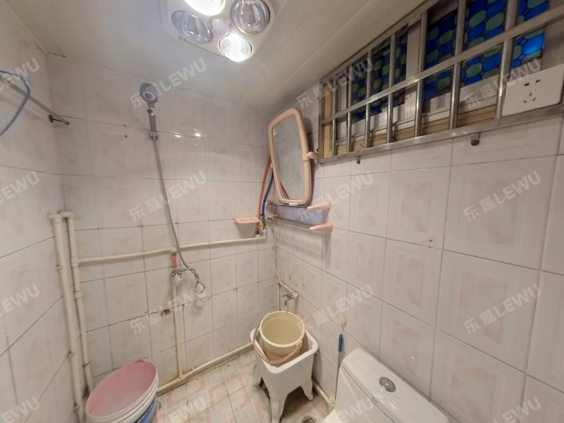 巢湖巢州开发楼卫生间照片_巢州开发楼 3室2厅87m²普通装修