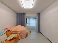 旭辉滨湖江来 4室2厅107m²毛坯