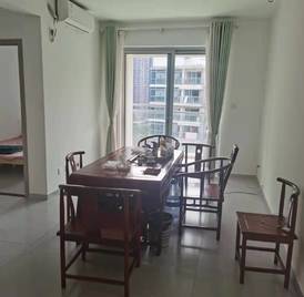 红山6979 3室2厅73.9m²整租