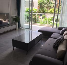 卓能雅苑 5室2厅134m²整租