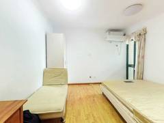 新银座华庭 1室0厅23.56m²整租