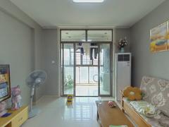 和徽苑 3室2厅94.42m²精装修