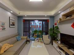 麓园 新出房源，户型方正，花园中间，住家安静舒适