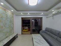 天玺1号 3室2厅85.8m²满五年