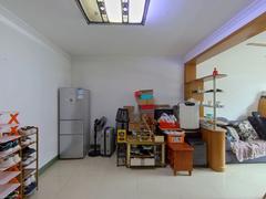 瑶东北村 2室1厅76m²精装修