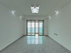 海伦堡湖心里 3室2厅106.57m²整租