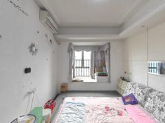 海悦云天花园 1室1厅36.14m²满五年，，新香洲华润万家