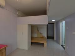 东方新世界C区 1室1厅32.04m²精装修