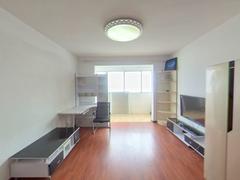 龙园山庄 3室2厅103.55m²精装修