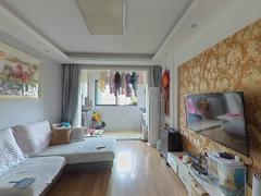 裕溪河畔 3室2厅118m²精装修