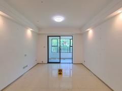 禹洲中央城三期水漾花园 3室2厅115.51m²精装修
