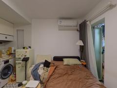 旭飞华天苑 1室0厅18.39m²精装修