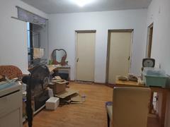 宝翠园 2室1厅69.72m²满五年