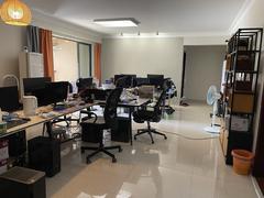 万科天誉花园一期 5室2厅166.7m²整租