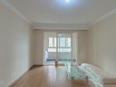 万科森林公园嘉庭 3室2厅113m²精装修