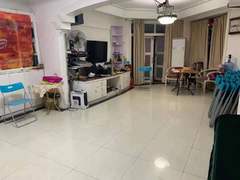 美加广场  （新上）精装修 保养不错 南北通透 看房方便