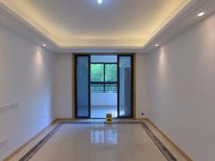 绿都地产少荃府 3室2厅203m²精装修