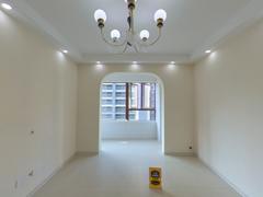 旭辉滨湖江来 3室2厅92m²毛坯