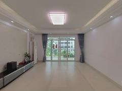 盈翠轩 3室2厅138m²精装修