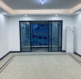 向西雍睦豪庭 5室2厅158m²整租