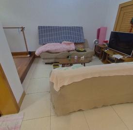 东苑新村 3室2厅98m²精装修