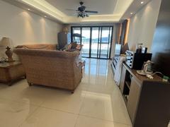 华发新城六期 南北通双阳台四房2厅164m²整租